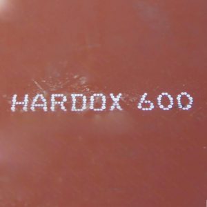​Листова сталь Hardox 600